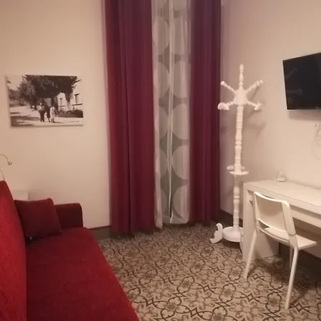 Frühstückspension La Cascata 3*